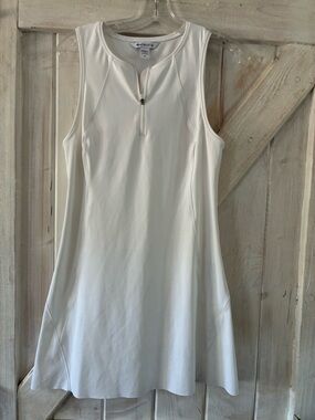Athleta White Sleeveless Zip-Front Active Dress